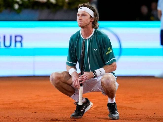 且富有立体 且富有立体