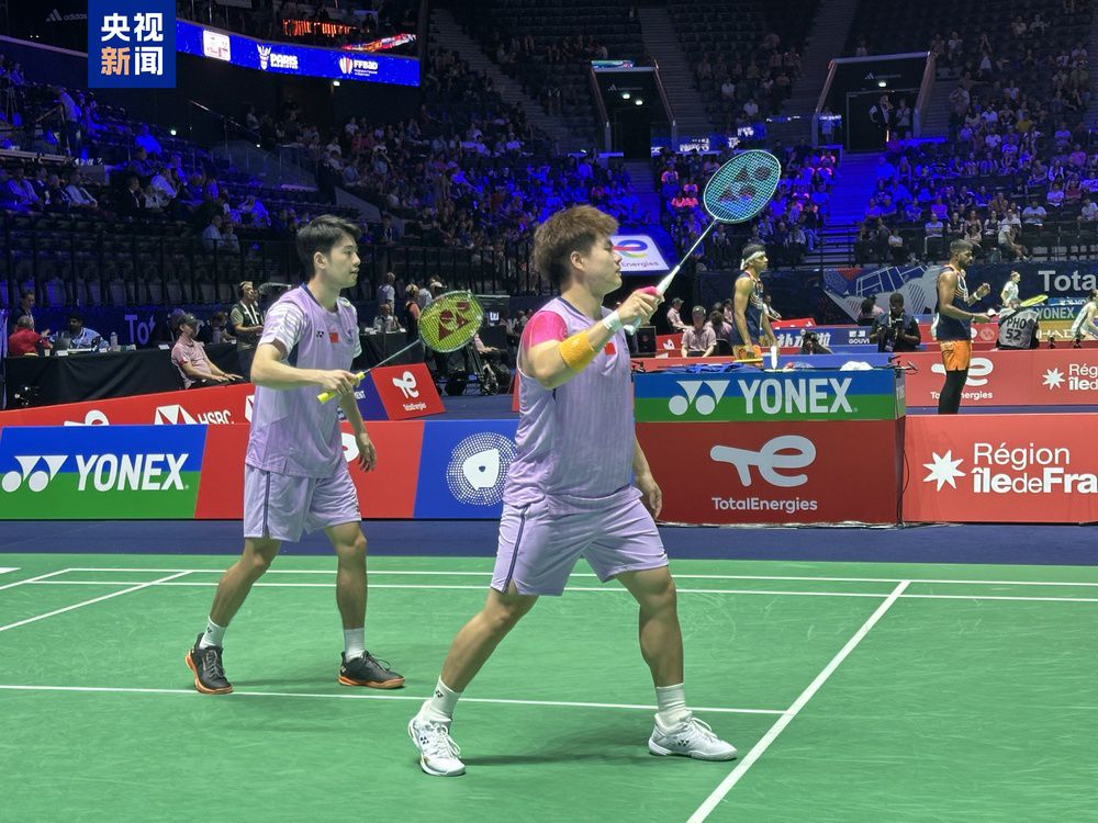 同时具备外 同时具备外